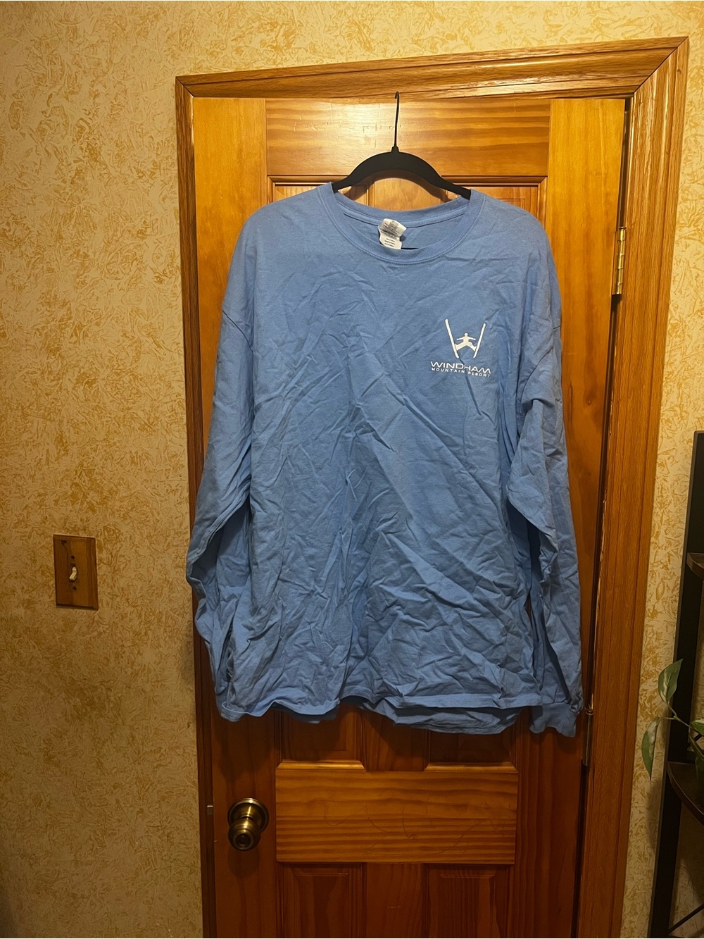 Windham Mountain Original Logo Long-Sleeve Crewneck Tee in Light Blue